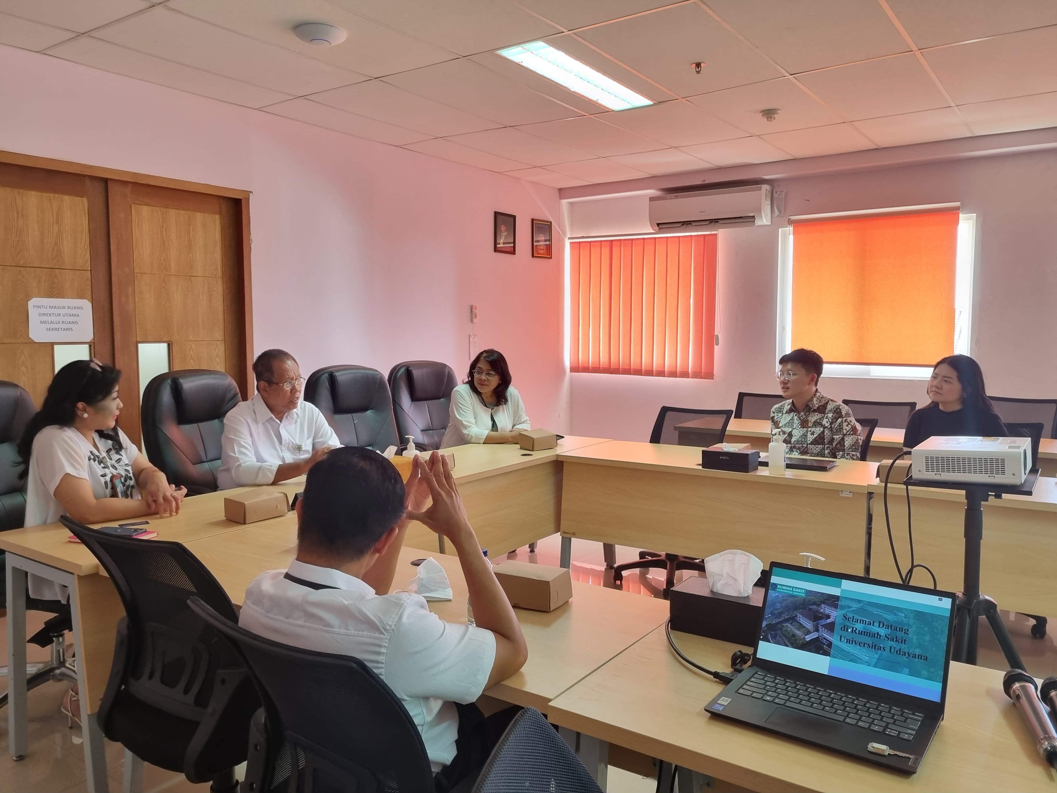 RS UNUD Lakukan Diskusi Strategis Bersama Peneliti Indonesia - China.