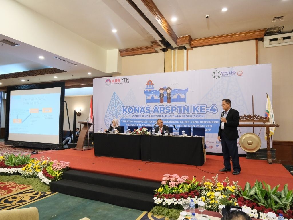 Direktur Utama RS UNUD pembicara KONAS ARSPTN 4