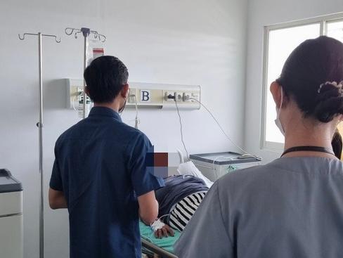 Berikan Kemudahan Dalam Memperoleh Informasi, Petugas BPJS Satu Temui Pasien di RS UNUD.
