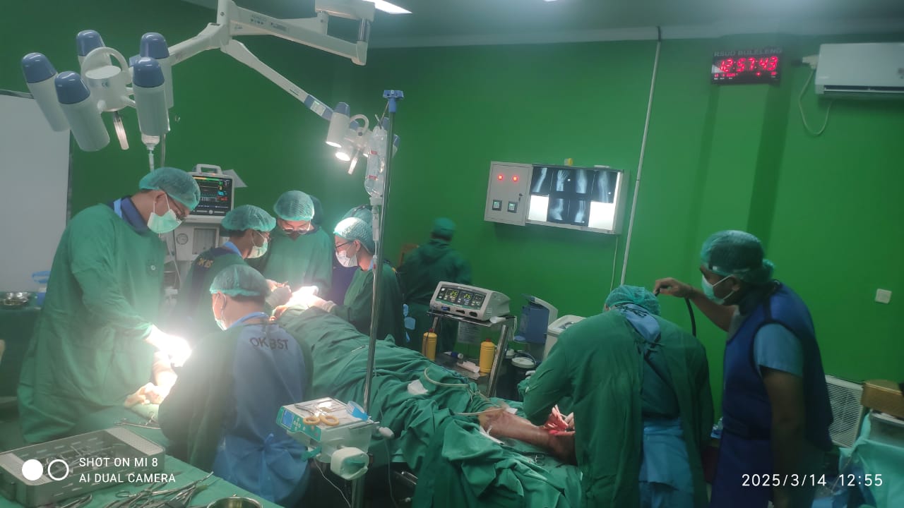 RSUD Buleleng Kini Layani Operasi TKR, Solusi Nyata Bagi Penderita Rematik Berat