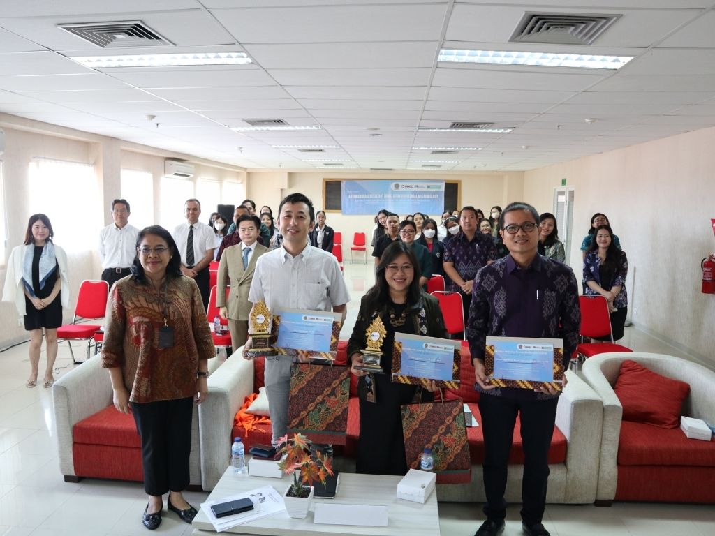 Kuliah Umum Antimicrobial Resistance